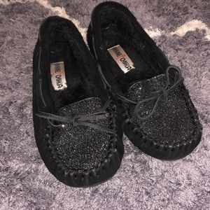 Minnetonka Sparkly Black Moccasins